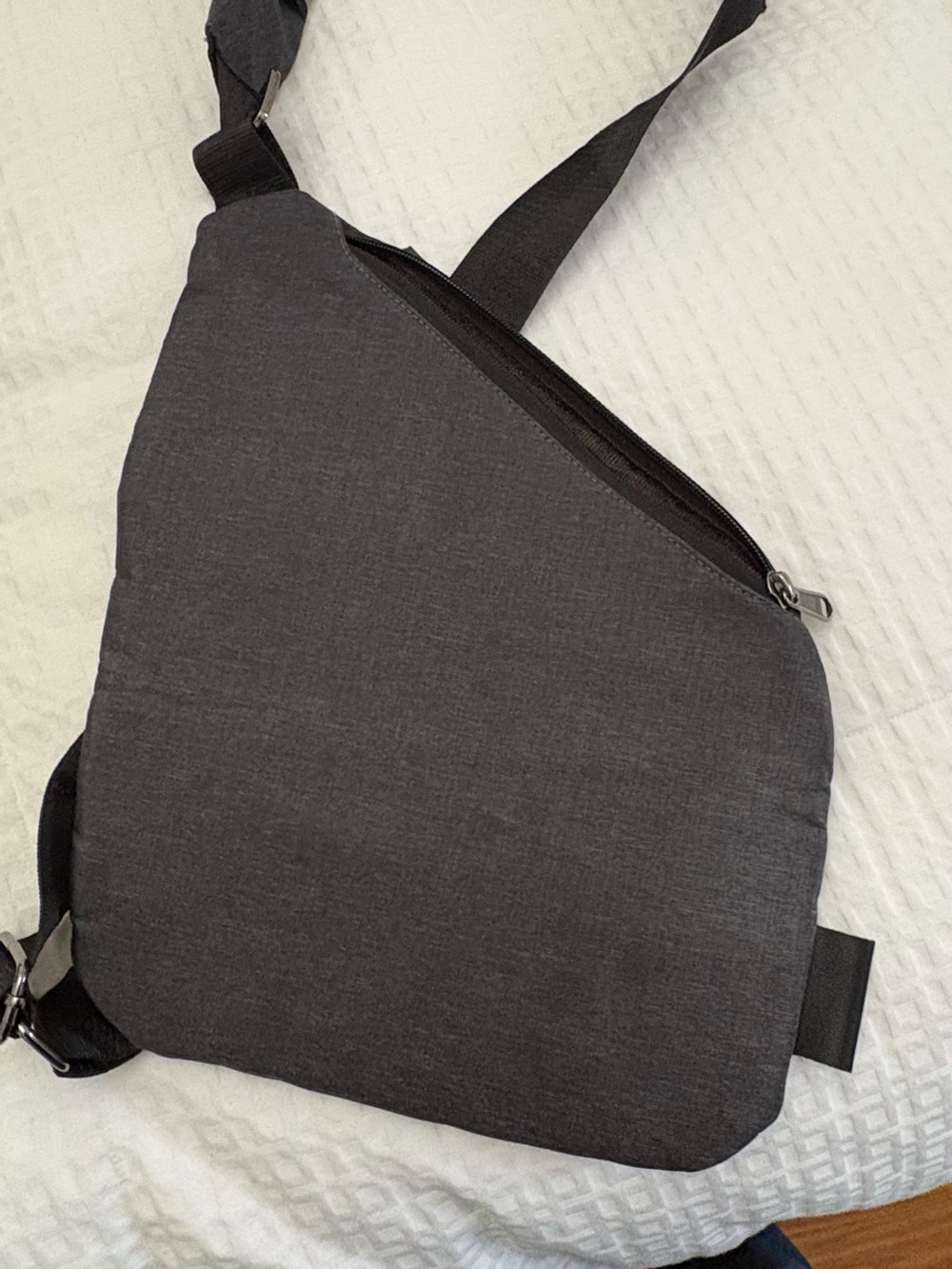 Woman’s travel Sling Crossbody Bag - Minimalist Everyday Carry - Picture 4 of 5